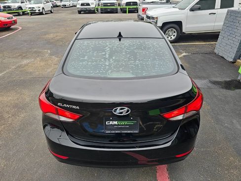 Used 2015 Hyundai Elantra SE w/ Option Group 02 image 9