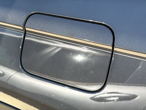 Used 2021 Jeep Grand Cherokee L Laredo image 15