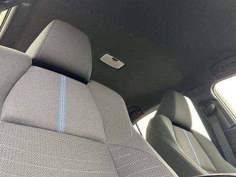 Used 2022 Toyota Corolla SE image 16