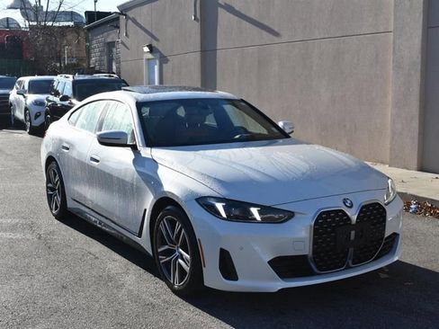 Used 2025 BMW 430i w/ M Sport Package image 4