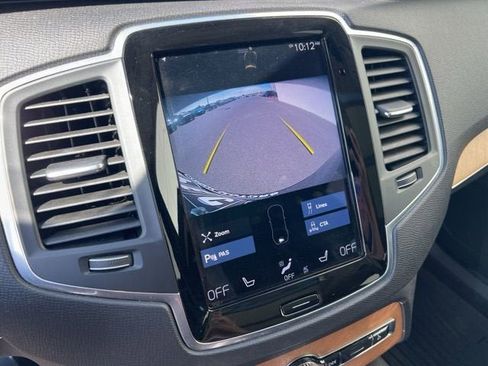 Used 2021 Volvo XC90 T5 Momentum w/ Protection Package Premier image 15