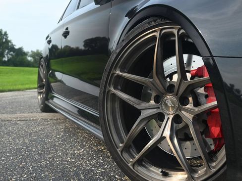 Used 2018 Audi RS 3 w/ Technology Package AWD/4WD image 4