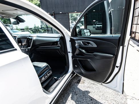 Used 2019 Chevrolet Traverse Premier w/ Redline Edition FWD image 35