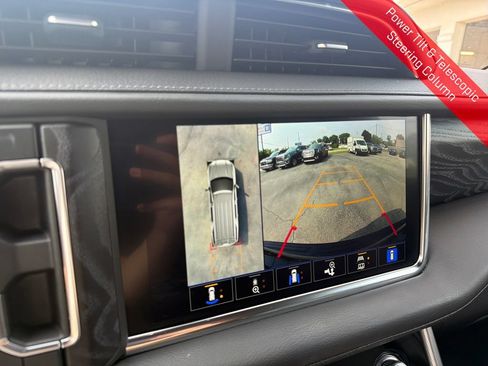 Used 2022 GMC Yukon Denali AWD/4WD image 24