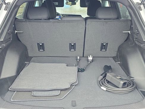 New 2026 Chevrolet Equinox EV LT image 9