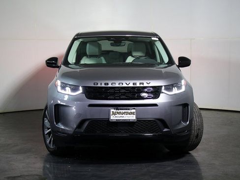 Used 2023 Land Rover Discovery Sport SE image 9