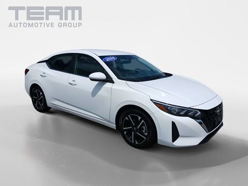 Used 2024 Nissan Sentra SV FWD image 1