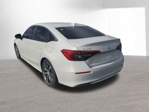 Used 2024 Honda Civic Touring image 14