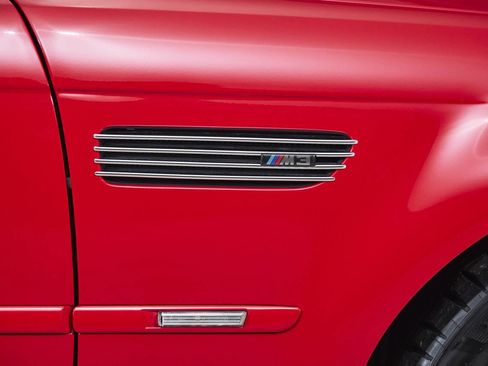 Used 2004 BMW M3 Base 2dr Coupe image 32