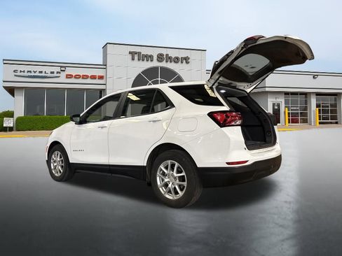 Used 2022 Chevrolet Equinox LS w/ LPO, Floor Liner Package image 14