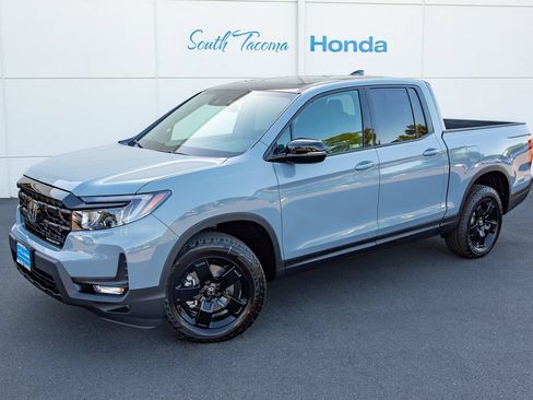 New 2026 Honda Ridgeline Black Edition image 2