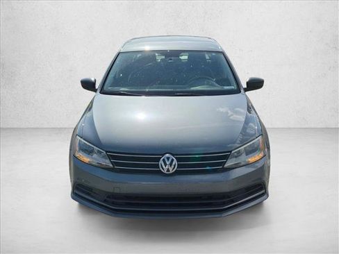 Used 2016 Volkswagen Jetta S FWD image 2