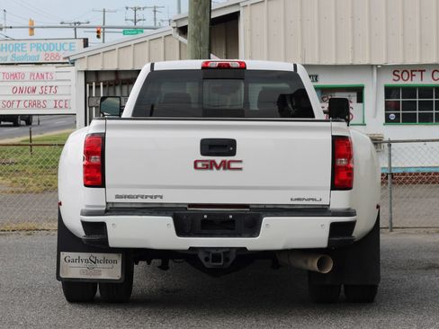 Used 2015 GMC Sierra 3500 Denali w/ Duramax Plus Package AWD/4WD image 7