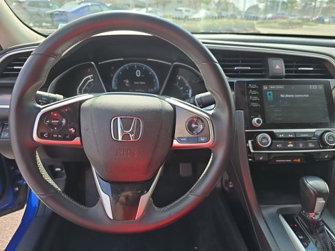 Used 2019 Honda Civic EX image 17