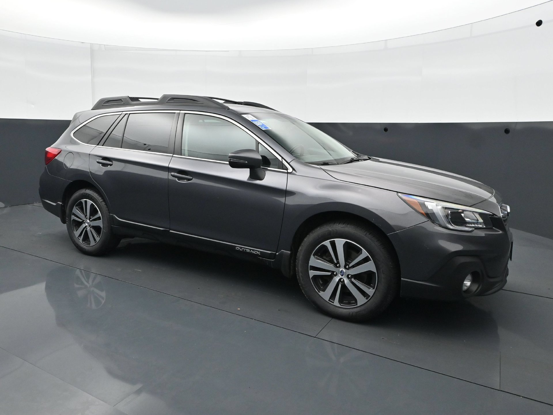 Used 2018 Subaru Outback 2.5i Limited w/ Popular Package #2 AWD/4WD image 9