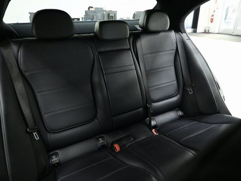 Used 2022 Mercedes-Benz C 300 4MATIC Sedan image 15