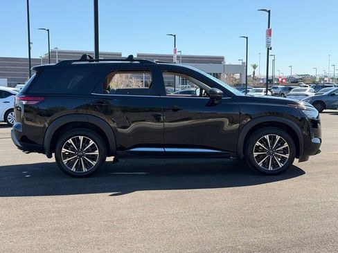 New 2026 Nissan Pathfinder Platinum w/ Cargo Package AWD/4WD image 7