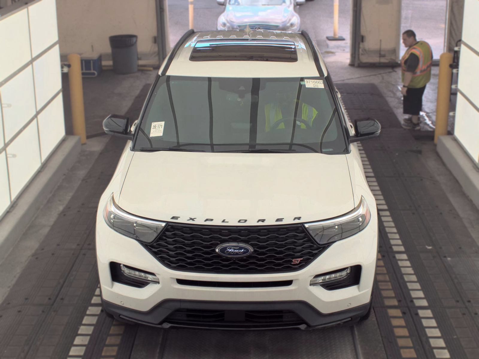 Used 2023 Ford Explorer ST w/ Equipment Group 401A AWD/4WD image 24