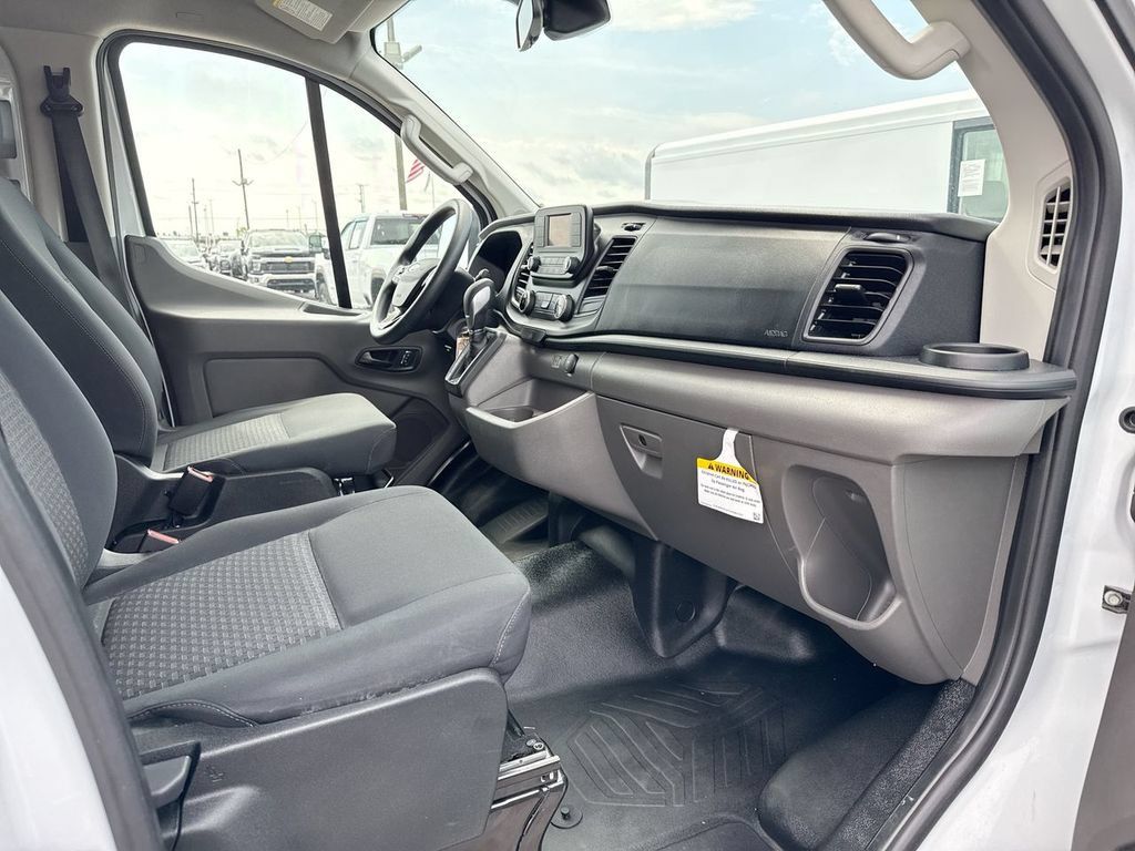 Used 2025 Ford Transit 250 Low Roof w/ Exterior Upgrade Package RWD image 15