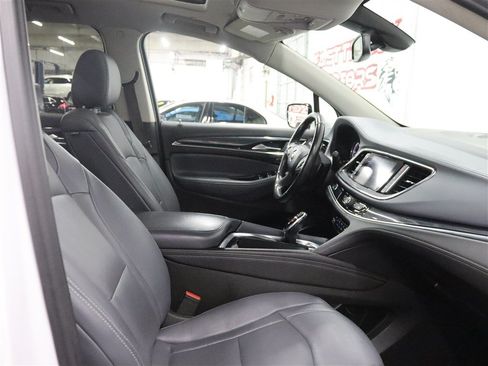 Used 2021 Buick Enclave Premium w/ Sun and Sites Package AWD/4WD image 32