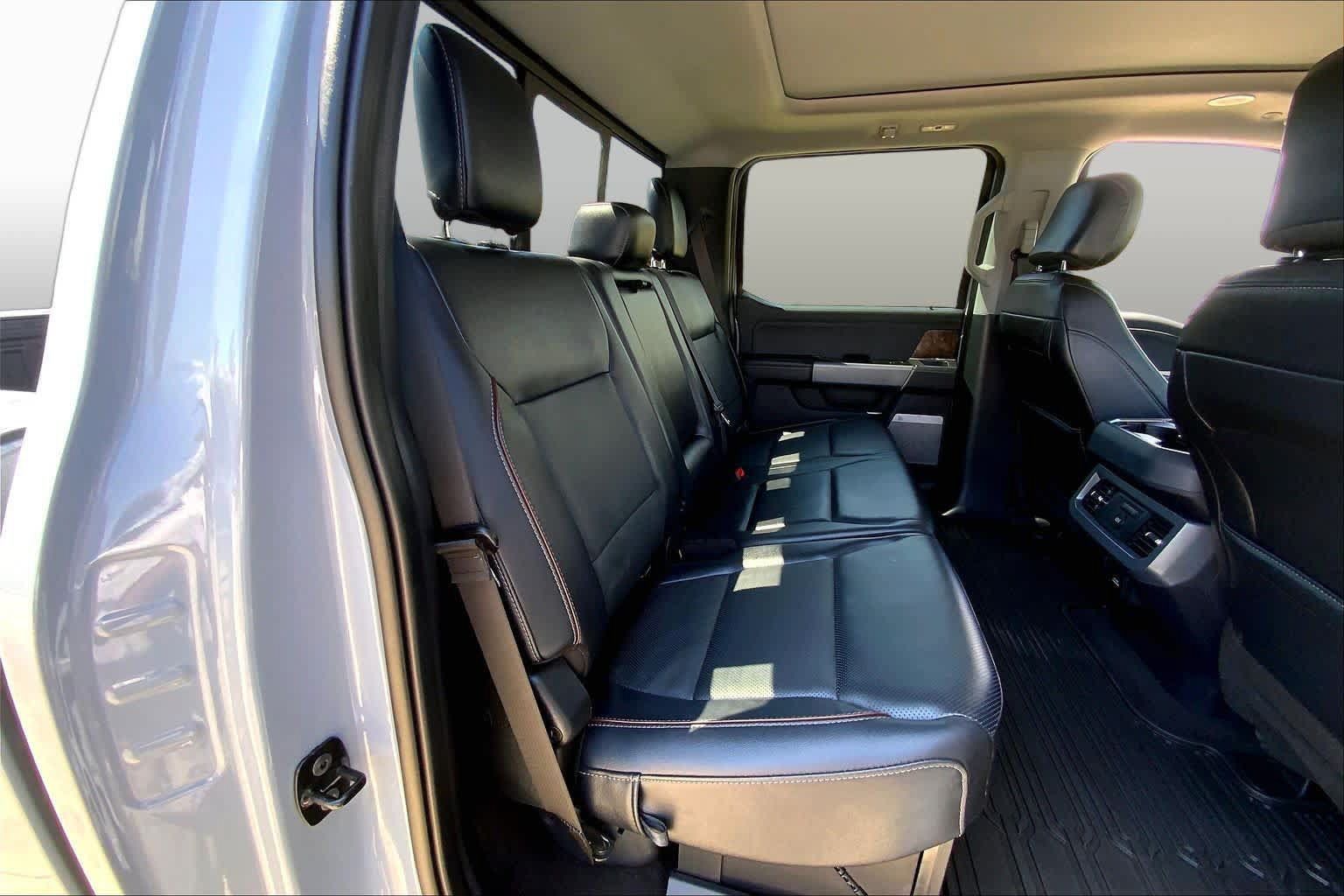 Used 2024 Ford F250 Lariat w/ Lariat Ultimate Package AWD/4WD image 21