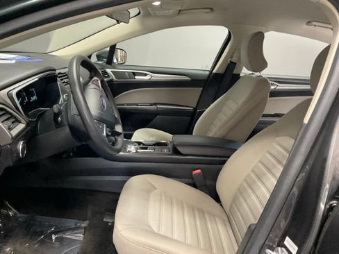 Used 2018 Ford Fusion S FWD image 16