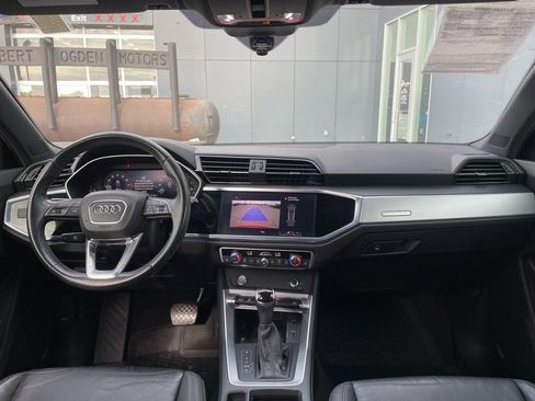 Used 2020 Audi Q3 2.0T Premium w/ Convenience Package image 10