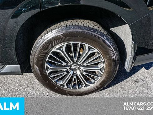 Used 2025 Nissan Armada SL RWD image 17