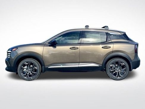 New 2026 Nissan Kicks SR w/ SR Premium Package image 10