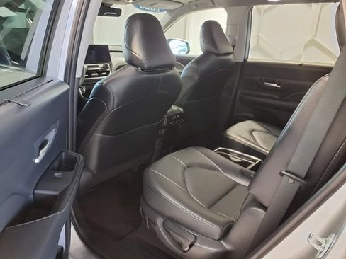 Used 2026 Toyota Grand Highlander AWD image 17