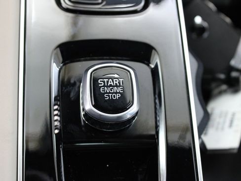 New 2026 Volvo XC90 B6 Plus AWD/4WD image 11