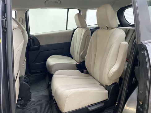 Used 2014 MAZDA MAZDA5 Touring image 17