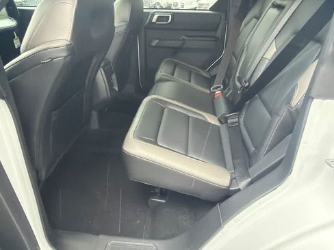 New 2026 Ford Bronco Outer Banks w/ Sasquatch Package AWD/4WD image 17