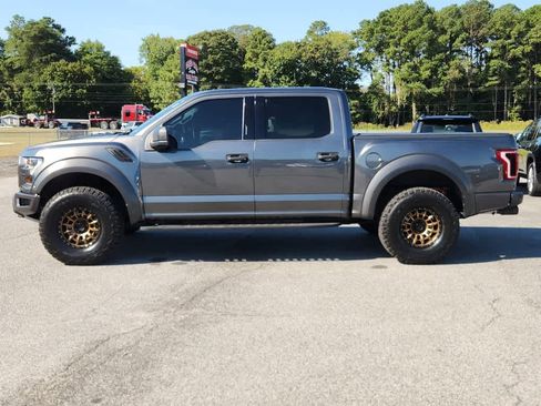 Used 2019 Ford F150 Raptor image 5