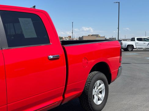 Used 2016 RAM 1500 Classic SLT w/ Cold Weather Group AWD/4WD image 7