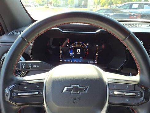 Used 2023 Chevrolet Colorado Z71 image 18