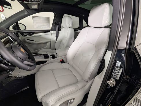 New 2026 Porsche Macan S AWD/4WD image 5