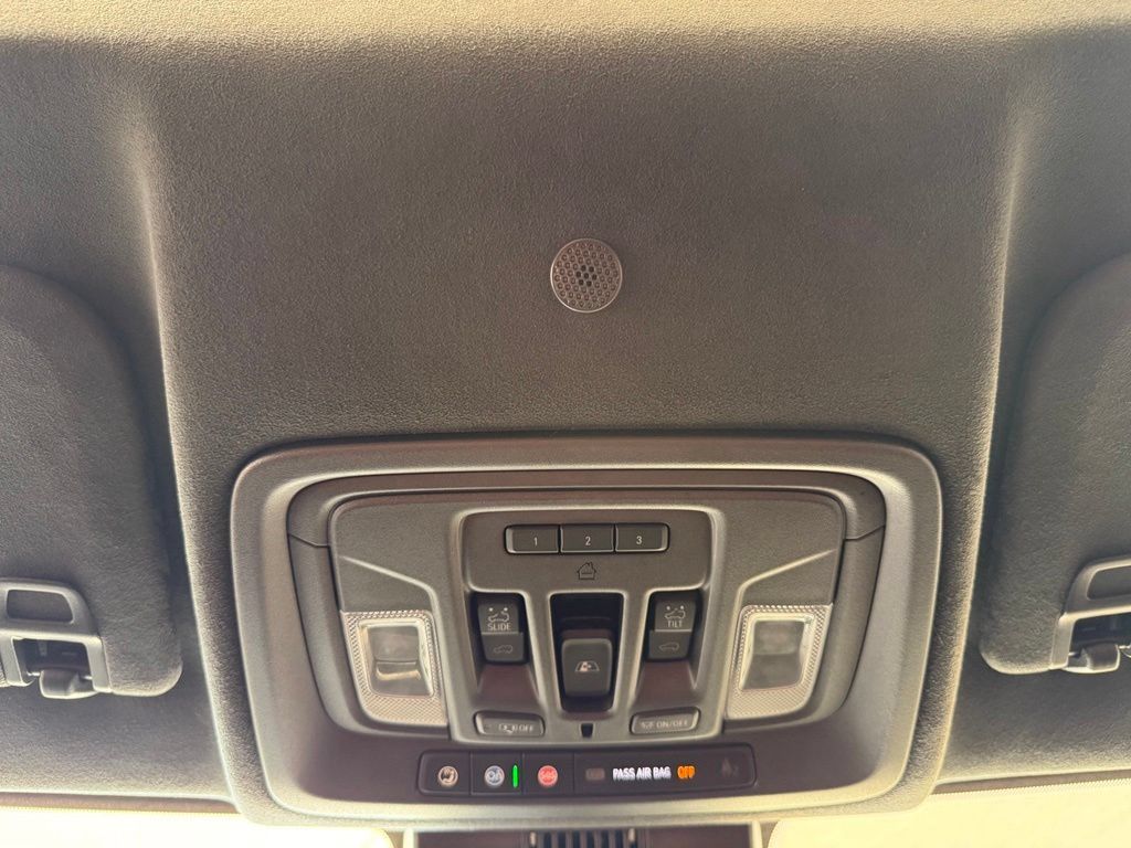 Used 2023 GMC Sierra 1500 Denali Ultimate AWD/4WD image 48