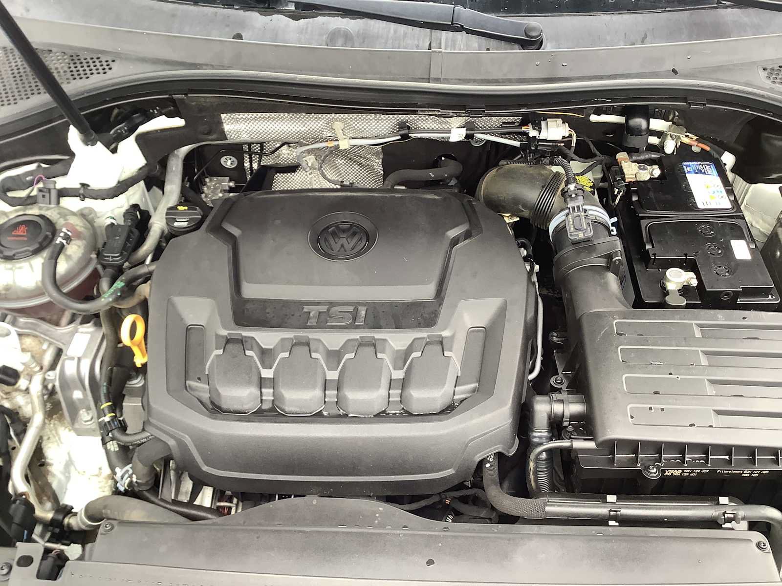 Used 2020 Volkswagen Tiguan SE FWD image 8