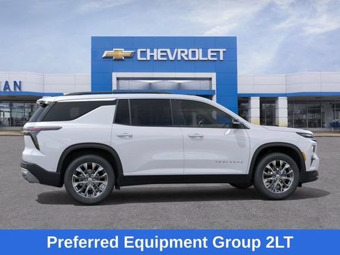 New 2026 Chevrolet Traverse LT w/ Sun and Wheel Package AWD/4WD image 6
