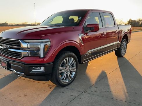 Used 2024 Ford F150 King Ranch image 3