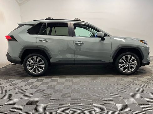 Used 2023 Toyota RAV4 XLE Premium AWD/4WD image 4