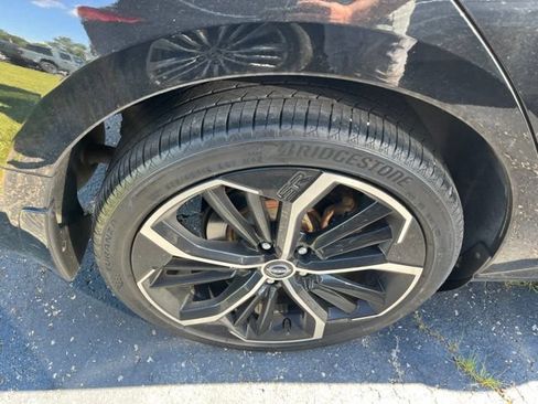 Used 2023 Nissan Altima 2.5 SR AWD/4WD image 4