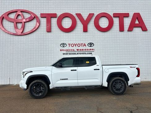 Used 2023 Toyota Tundra SR5 image 4