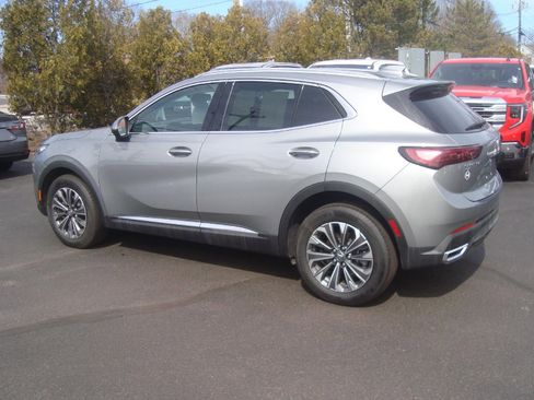 Used 2025 Buick Envision Preferred image 6