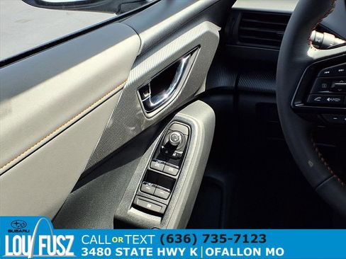New 2025 Subaru Crosstrek 2.5i Limited image 12
