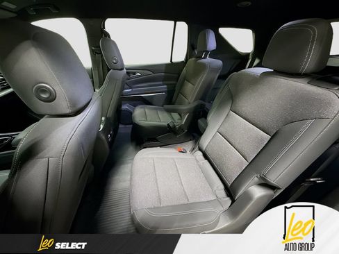 Used 2026 Chevrolet Traverse LT w/ LPO, Floor Liner Package FWD image 27