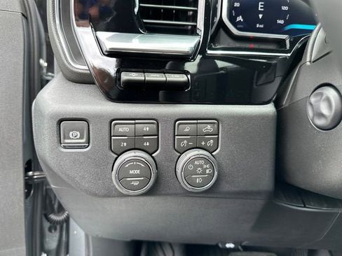 New 2026 Chevrolet Silverado 1500 LTZ w/ LTZ Premium Package AWD/4WD image 16