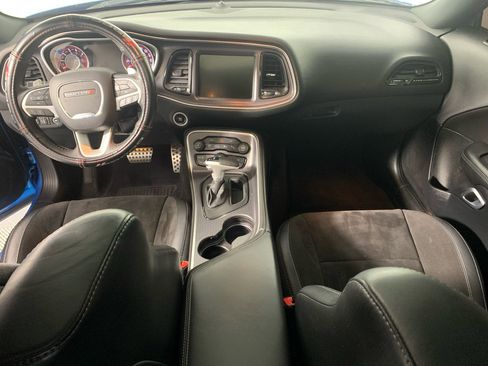 Used 2016 Dodge Challenger R/T Scat Pack w/ Leather Interior Group image 27