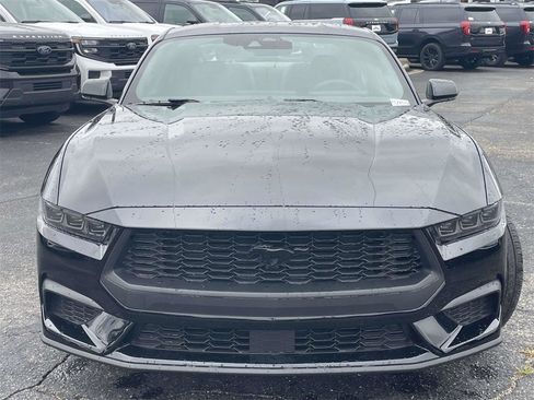 New 2025 Ford Mustang EcoBoost image 8